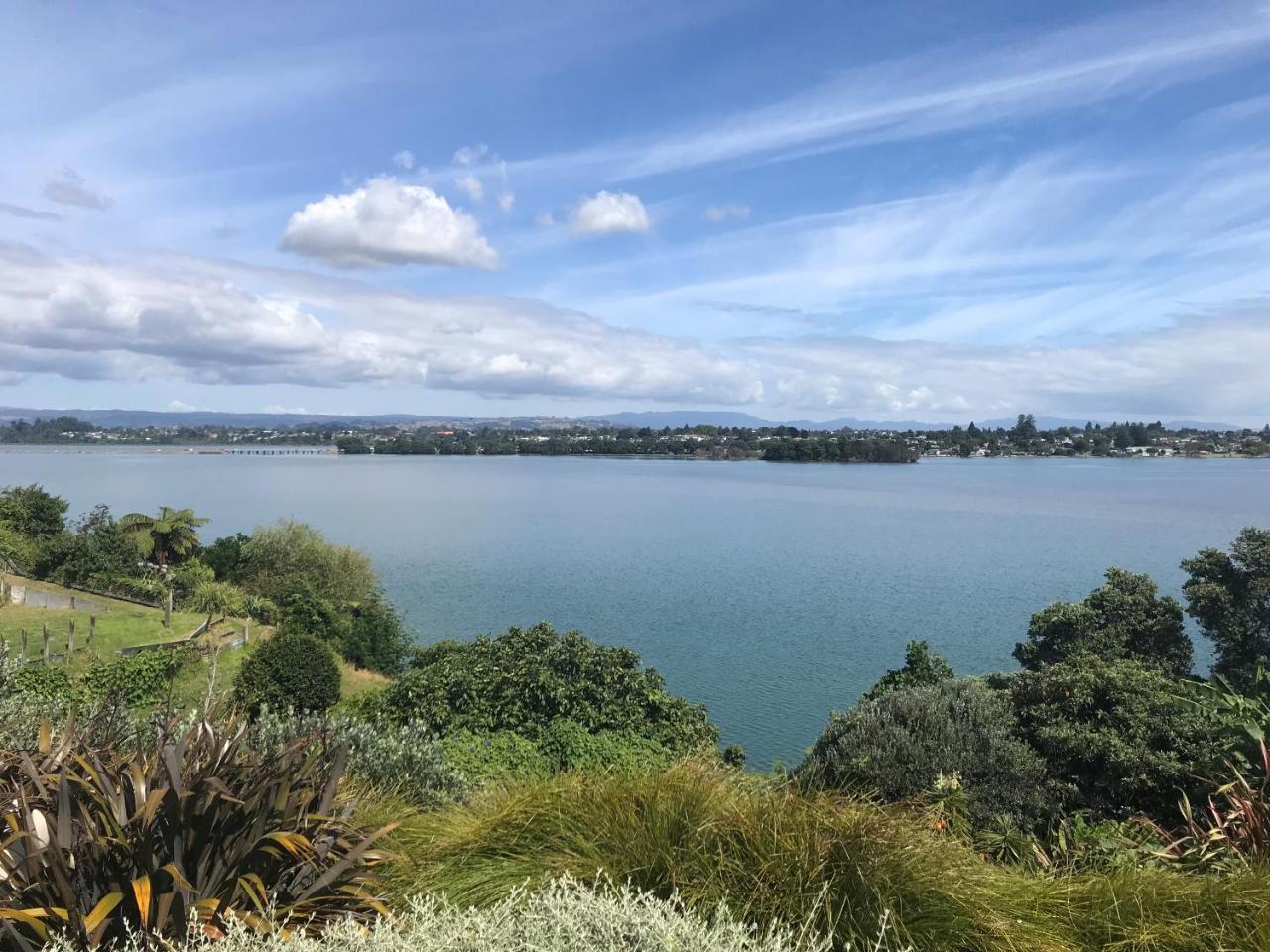 Water & City Lights Studio Tauranga Luaran gambar